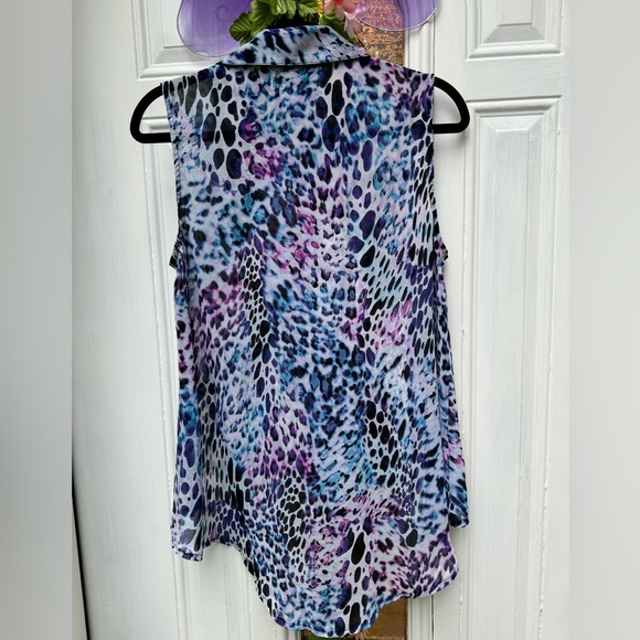 SIGNATURE STUDIO Animal Print Top Hi Lo Button up Purple size LARGE - Picture 4 of 7